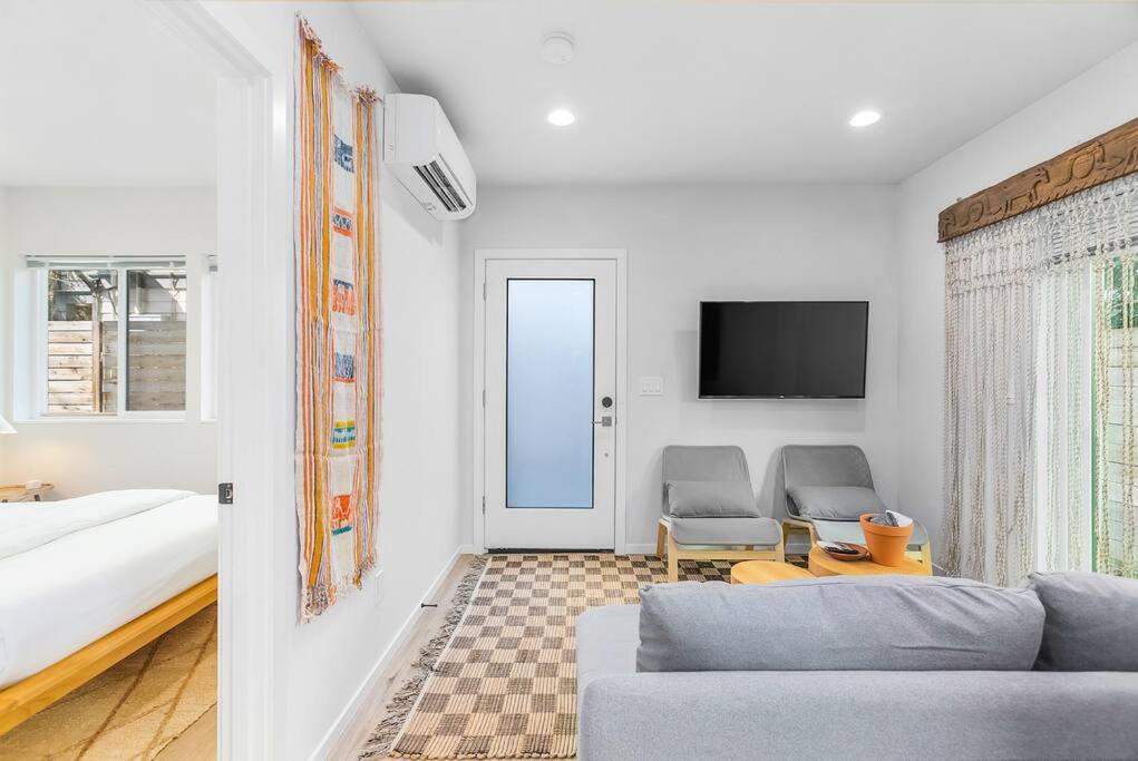 The Sweetest Suite - 91 Walkscore! 西雅图 外观 照片